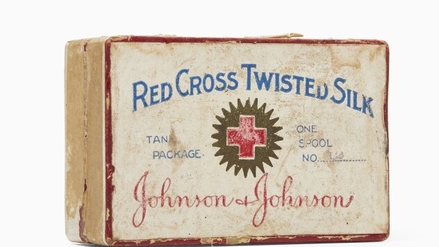 Red_Cross_Silk_Sutures.jpg