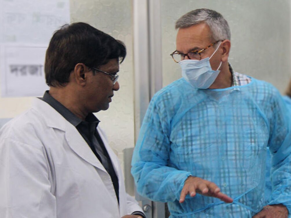 Peter Fasolo visits a Dhaka hospital neonatal intensive care & kangaroo mother care unit